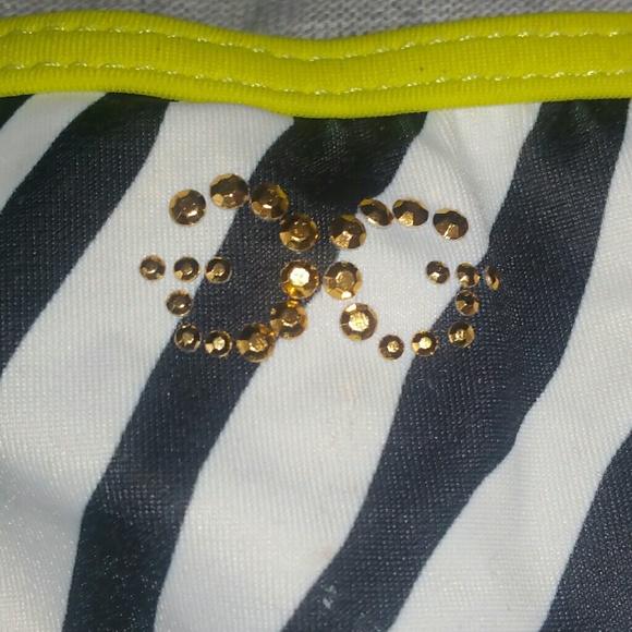 Guess size medium large zebra tie bikini bottoms - Picture 3 of 5